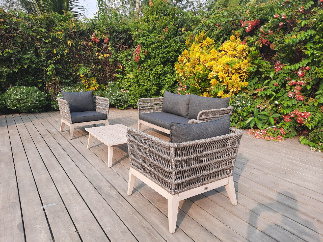 PH Tofino Acacia 4-pc Outdoor Conversation Set