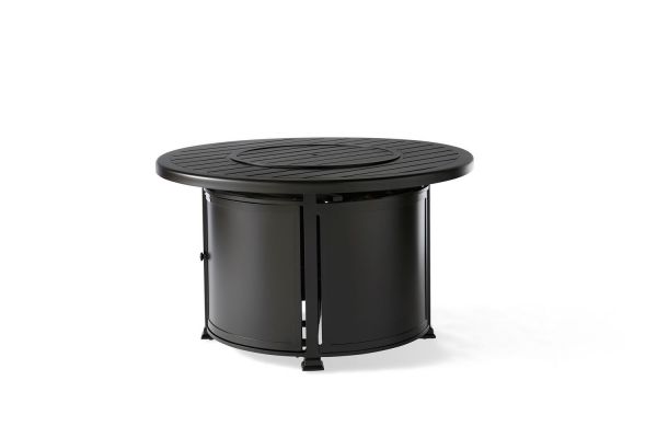 Mallin Paso Robles 42'' Rd outdoor Fire Table with the lead on
