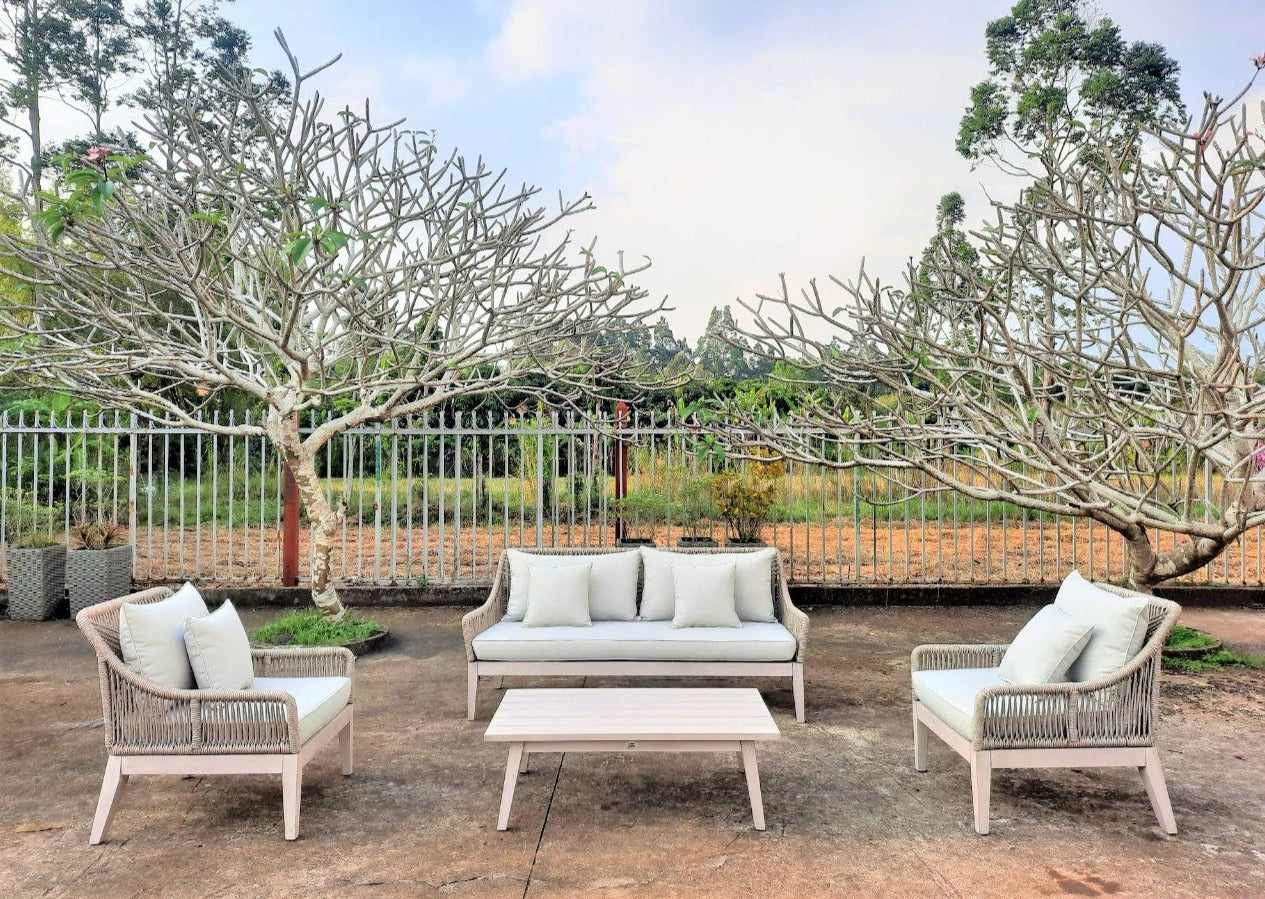 PH Long Beach Acacia 4-pc Outdoor Lounge Set